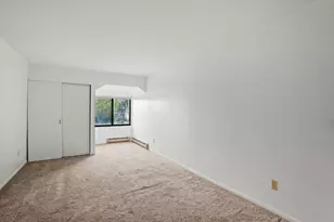 8657 N 72nd St, Milwaukee, WI 53223 - Photo 17