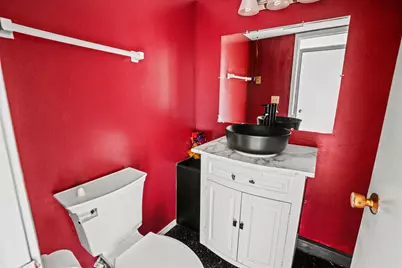 8657 N 72nd St, Milwaukee, WI 53223 - Photo 11