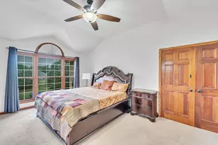 215 Emerald Dr, Racine, WI 53406 - Photo 15