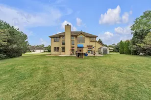 215 Emerald Dr, Racine, WI 53406 - Photo 29