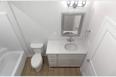 2908  21st St #B, Kenosha, WI 53140 - Photo 7