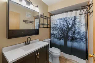 W165N10401 Wagon Trail, Germantown, WI 53022 - Photo 13