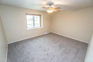 W179N9765 Riversbend Circle, Germantown, WI 53022 - Photo 7