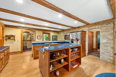 7918  Pleasant Valley Rd, Cedarburg, WI 53080 - Photo 7