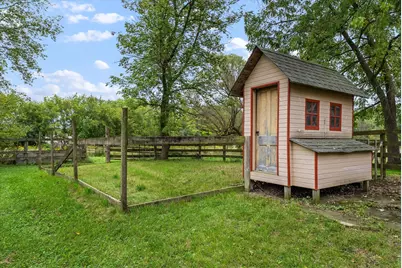 7918  Pleasant Valley Rd, Cedarburg, WI 53080 - Photo 99