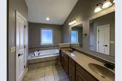 214 S Hills Ct #214, Plymouth, WI 53073 - Photo 13