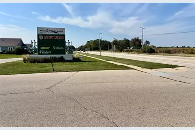 2705 E Washington St, West Bend, WI 53095 - Photo 3