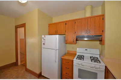 712  Cleveland Ave, Racine, WI 53405 - Photo 11