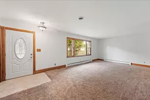 727 Garfield Ave, Viroqua, WI 54665 - Photo 9