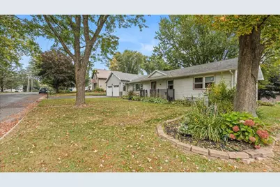 727  Garfield Ave, Viroqua, WI 54665 - Photo 3