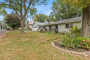 727 Garfield Ave, Viroqua, WI 54665 - Photo 3