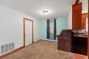 727 Garfield Ave, Viroqua, WI 54665 - Photo 11