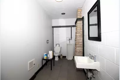 19010 W Main St, Lannon, WI 53046 - Photo 43