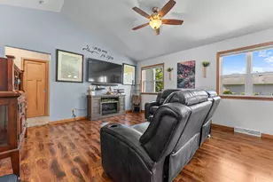 428 Sweetflag Ave, Fond du Lac, WI 54935 - Photo 3