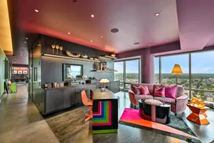 923 E Kilbourn Ave, Milwaukee, WI 53202 - Photo 59