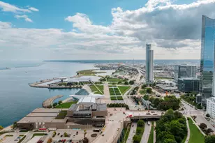 923 E Kilbourn Ave, Milwaukee, WI 53202 - Photo 77