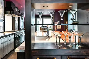 923 E Kilbourn Ave, Milwaukee, WI 53202 - Photo 27