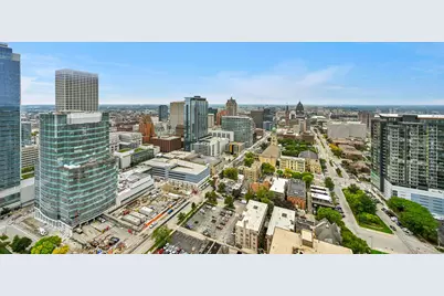 923 E Kilbourn Ave #3000, Milwaukee, WI 53202 - Photo 67