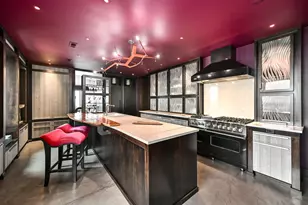 923 E Kilbourn Ave, Milwaukee, WI 53202 - Photo 23