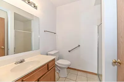 6240 S Creekside Dr #2, Cudahy, WI 53110 - Photo 13