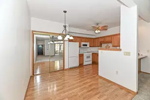 6240 S Creekside Dr, Cudahy, WI 53110 - Photo 5