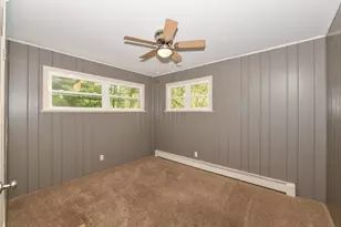 402 W Walworth St, Elkhorn, WI 53121 - Photo 21