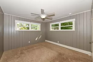 402 W Walworth St, Elkhorn, WI 53121 - Photo 19