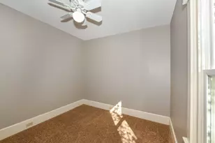 402 W Walworth St, Elkhorn, WI 53121 - Photo 23