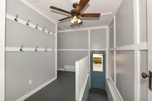 402 W Walworth St, Elkhorn, WI 53121 - Photo 33