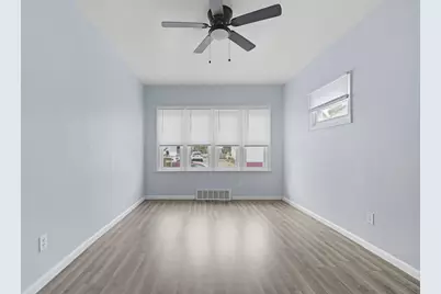 3536 N 19th St, Milwaukee, WI 53206 - Photo 9