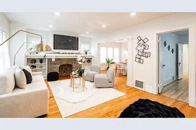 2149 N 60th St, Wauwatosa, WI 53208 - Photo 7