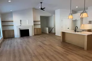 3115 Cortland St, Holmen, WI 54636 - Photo 3