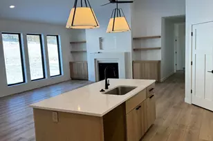 3115 Cortland St, Holmen, WI 54636 - Photo 5