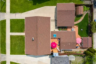 2206 N Main St, Racine, WI 53402 - Photo 39