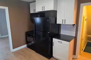 2126 S 16th St, Sheboygan, WI 53081 - Photo 11