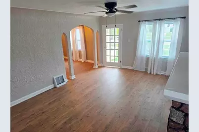 2126 S 16th St, Sheboygan, WI 53081 - Photo 5