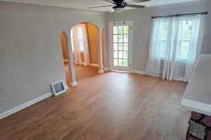 2126 S 16th St, Sheboygan, WI 53081 - Photo 5