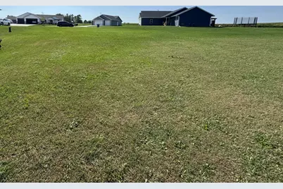 106  Carolyn Ct, Eden, WI 53019 - Photo 1