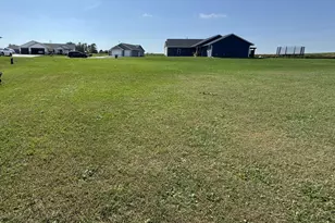 106 Carolyn Ct, Eden, WI 53019 - Photo 1