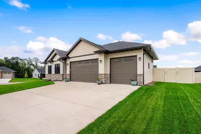 618  Silver Dr, Holmen, WI 54636 - Photo 5