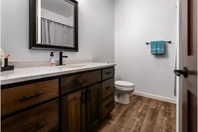 618  Silver Dr, Holmen, WI 54636 - Photo 25