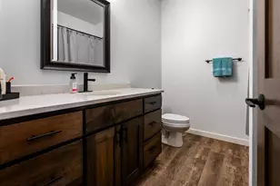 618 Silver Dr, Holmen, WI 54636 - Photo 25