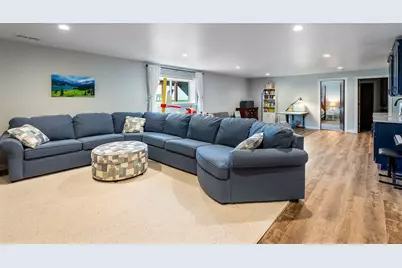 618  Silver Dr, Holmen, WI 54636 - Photo 35