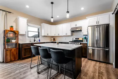 618  Silver Dr, Holmen, WI 54636 - Photo 7