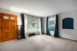 8123 W Townsend St, Milwaukee, WI 53222 - Photo 3