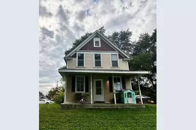 9473 S Chicago Rd, Oak Creek, WI 53154 - Photo 1