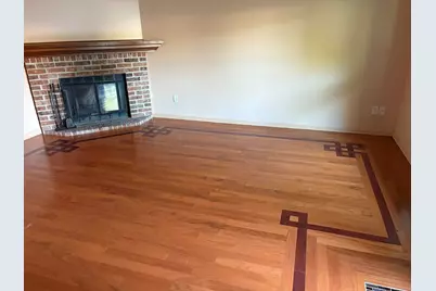 2013  Woodburn Rd #A, Waukesha, WI 53188 - Photo 3