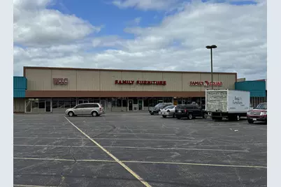 2300  Rapids Dr, Racine, WI 53404 - Photo 3