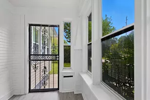 3222 W Fairmount Ave, Milwaukee, WI 53209 - Photo 3