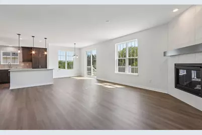 N174W20590  Laurel Springs Cir, Jackson, WI 53037 - Photo 7